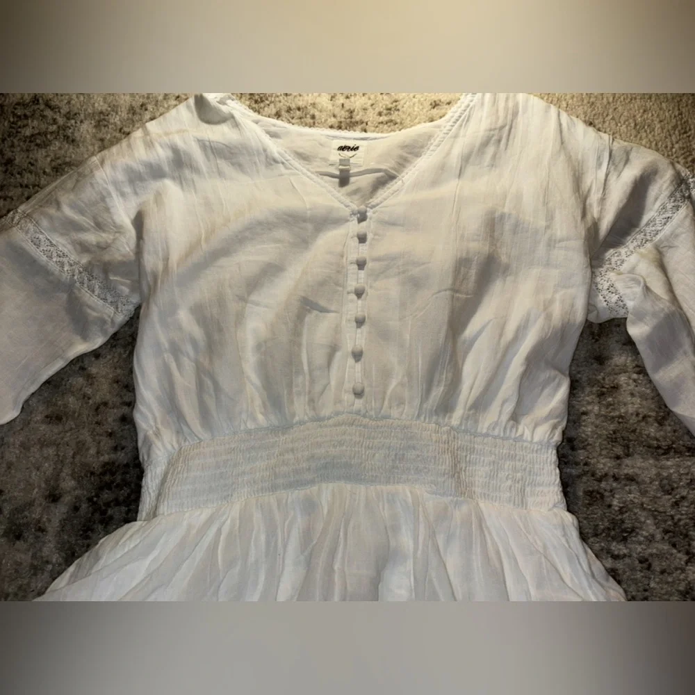Aerie White Lace Trim Long Sleeve Tiered Dress Size: Medium PERFECT CONDITION - Picture 3 of 4